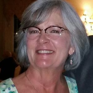 Meet your Posher, Debi